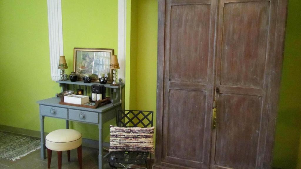 Maison D'Hotes La Boca Sommières Rom bilde